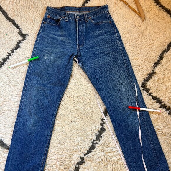 Vintage Levi's 501 - Picture 5 of 12